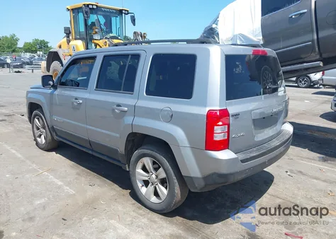 2015 Jeep Patriot Sport из США, поврежденный, VIN 1C4NJRBBXFD291890